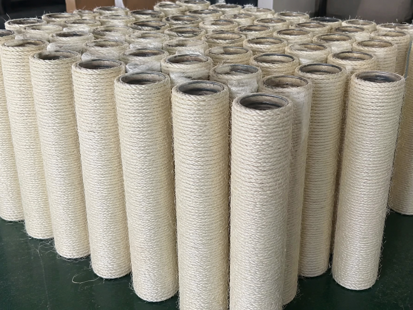 How  to make Our cat scratching posts more Durable